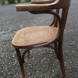 Fauteuil canné bois courbé