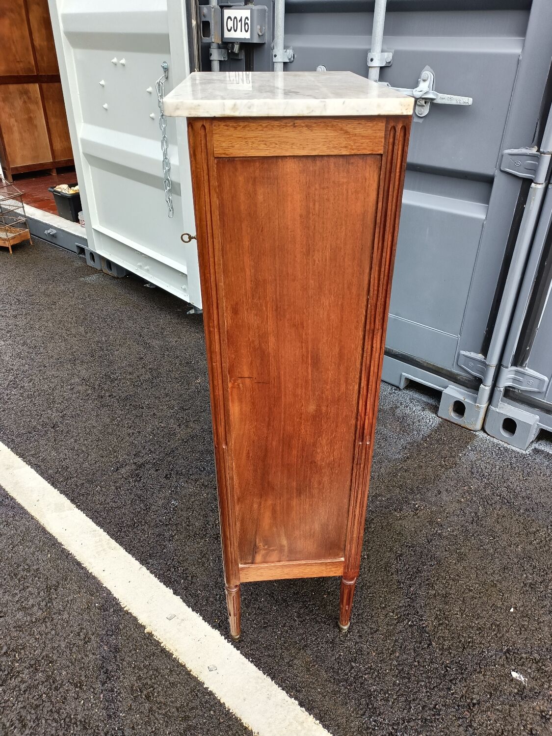 Style chiffonnier louis XVI marble tray