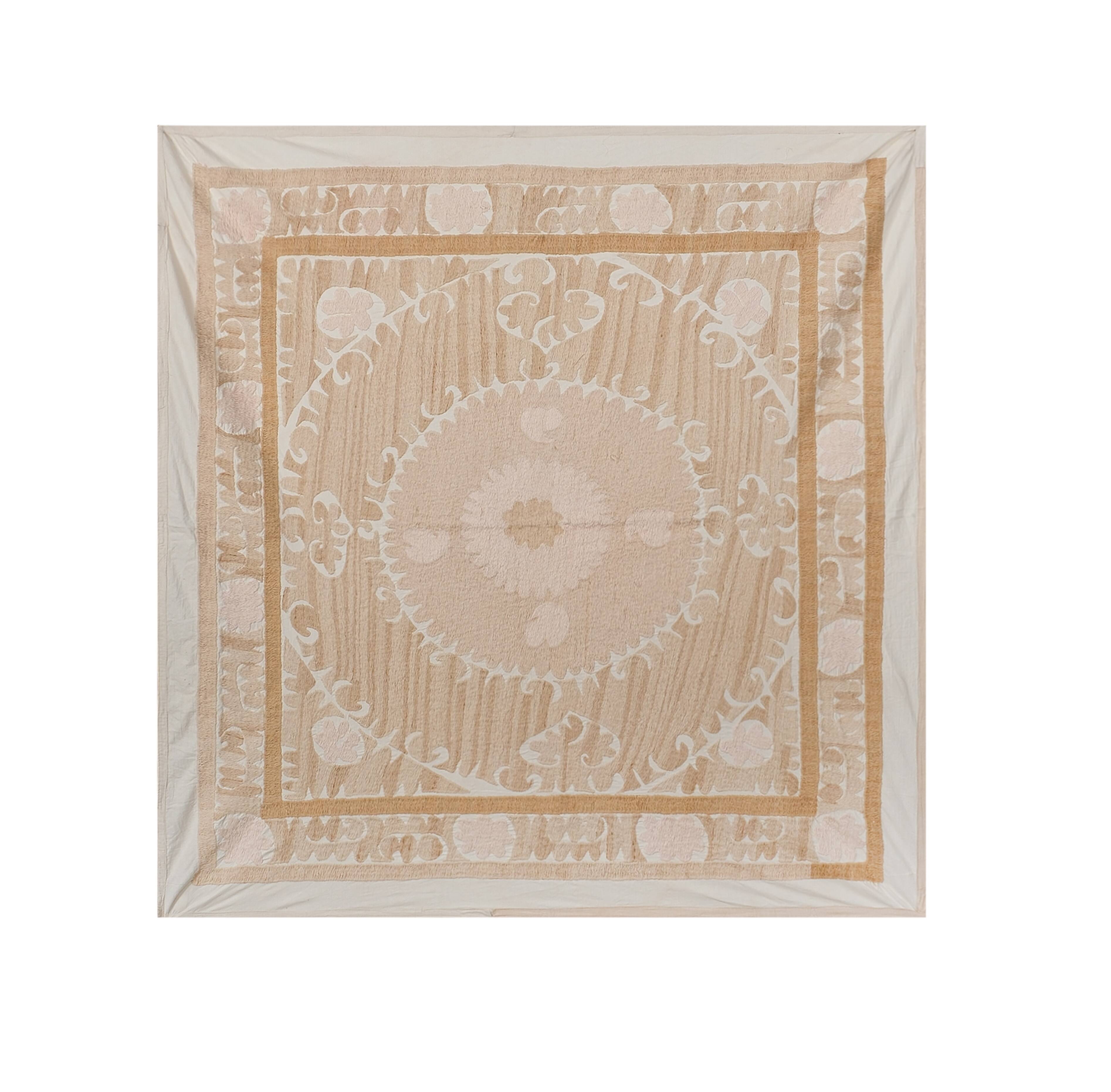 Hand knotted rug, vintage turkish rug 140x144 cm