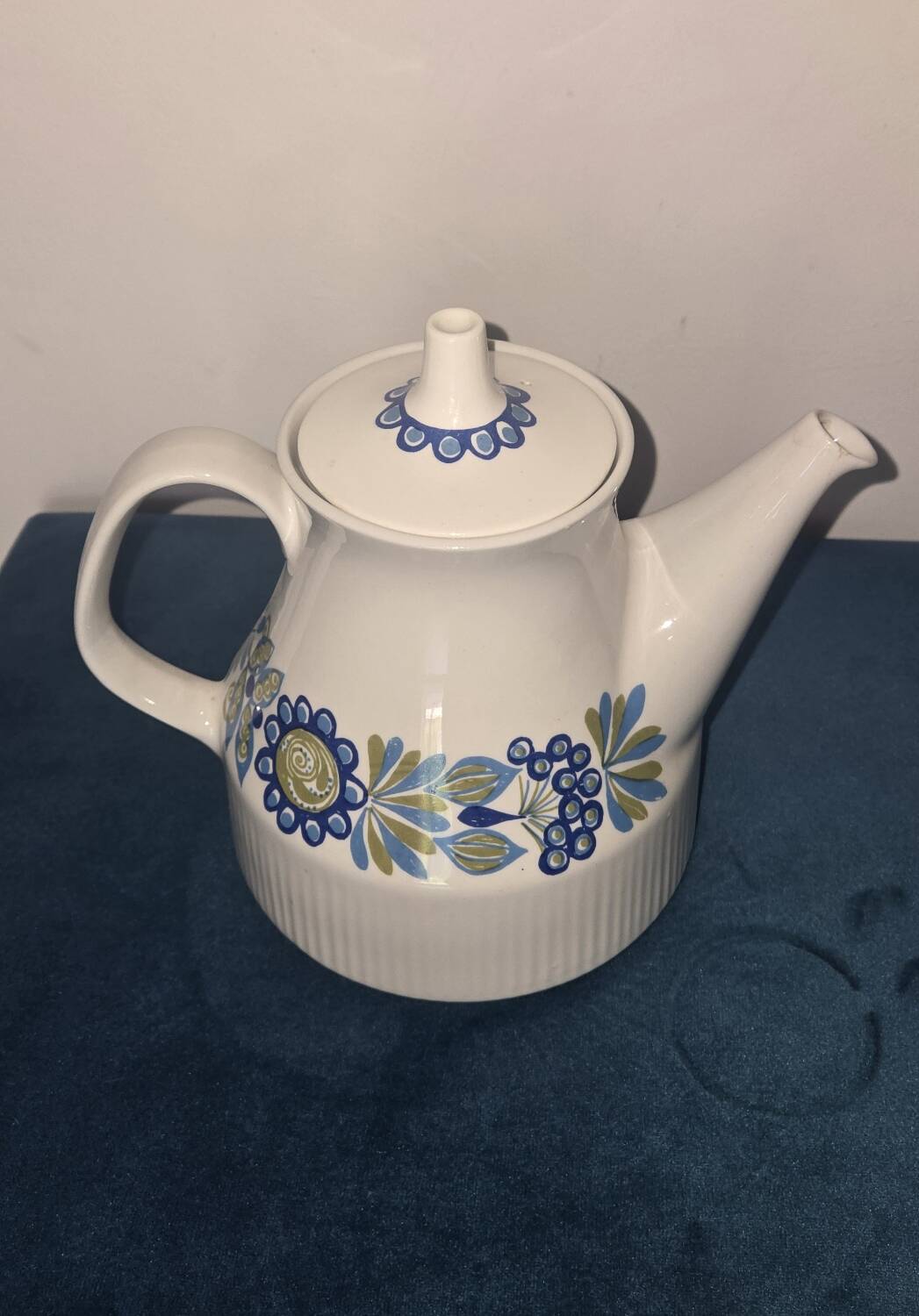 Vintage Viking teapot Figgjo Flint Turi Tor