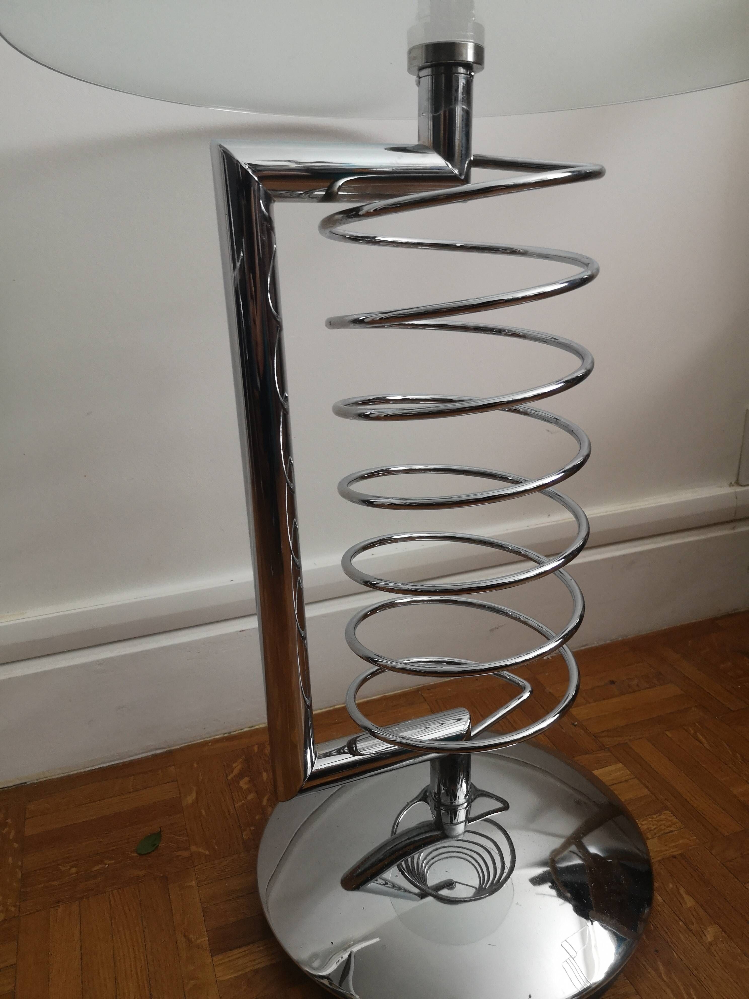 Table d'appoint chrome et verre vintage design space age