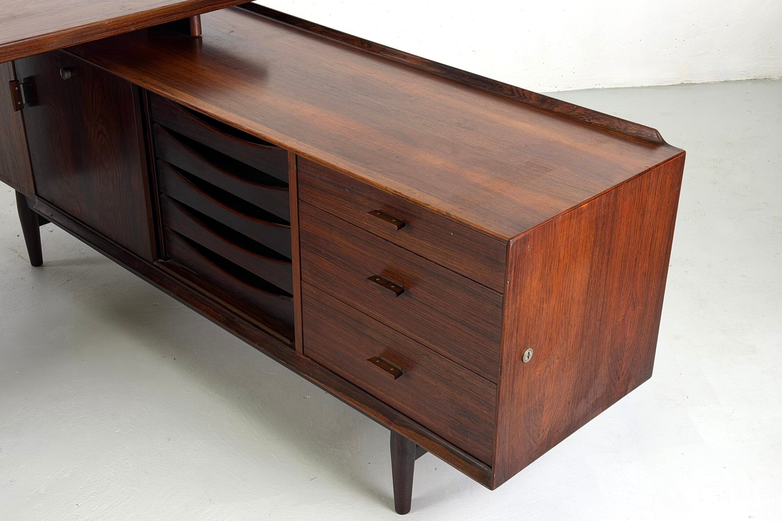 Executive desk model 209 by Arne Vodder for Sibast – 1960s