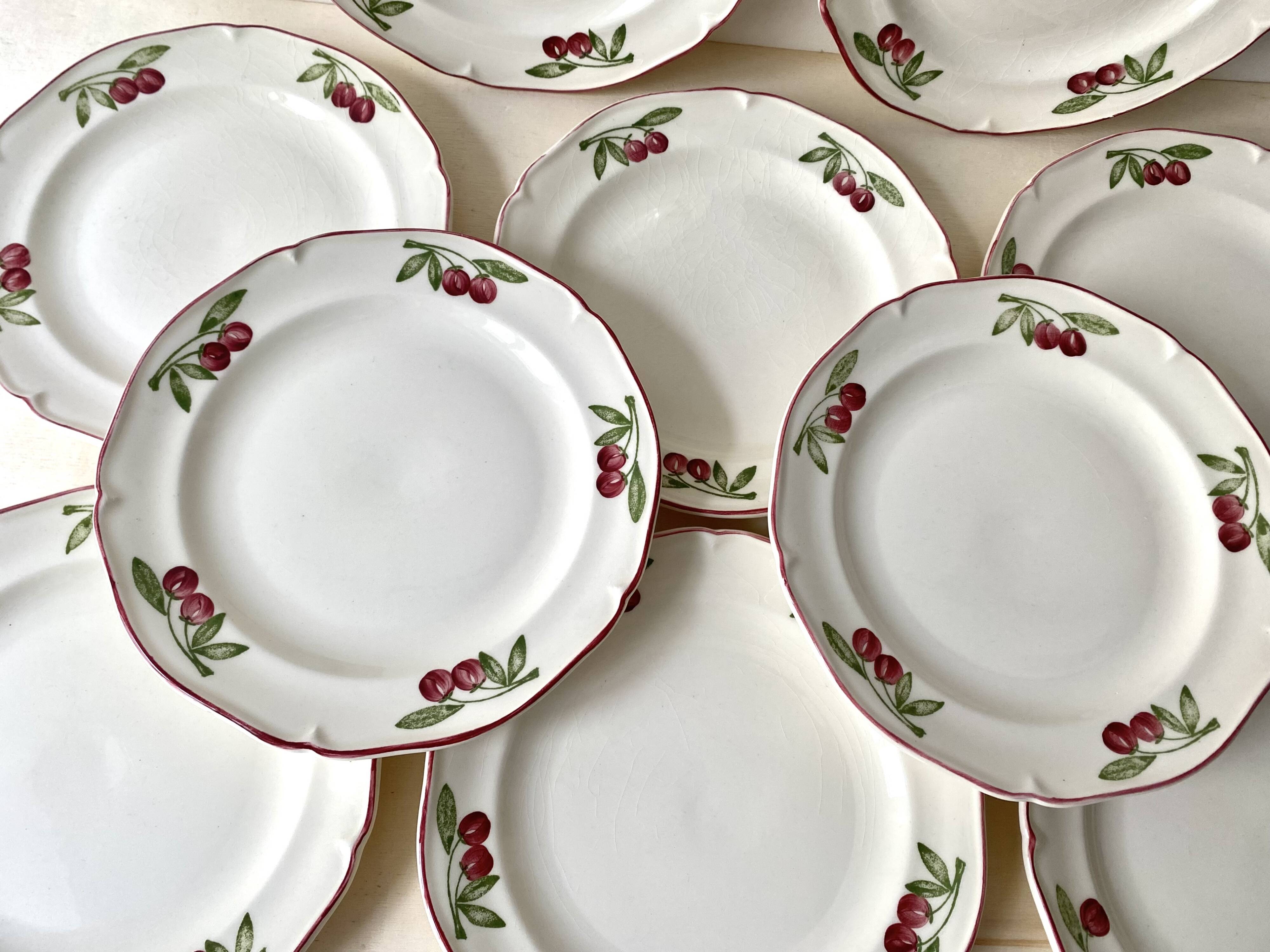 "Cherries" dessert service by Gien vintage, pie dish + 10 dessert plates, Faien ceramic