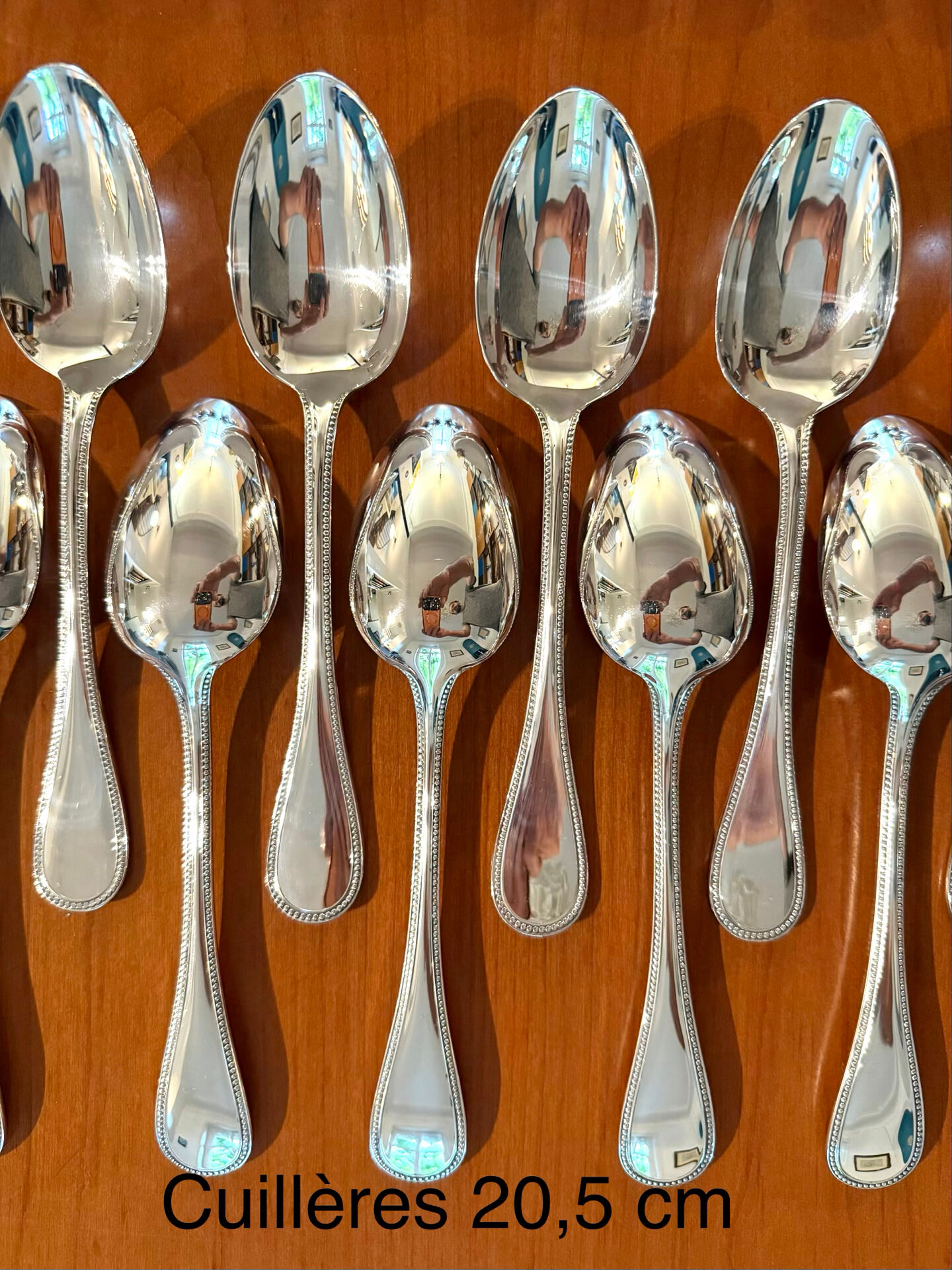 Christofle Perles, 72-piece cutlery set in silver-plated metal, excellent condition.