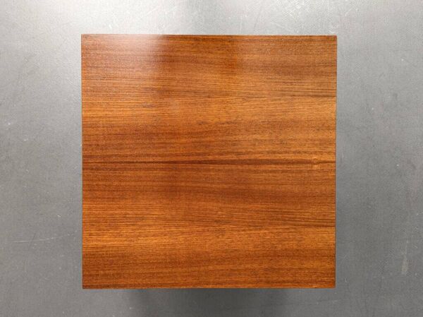 Table basse, teck, par Florence Knoll pour Knoll International, Allemagne, années 1960.