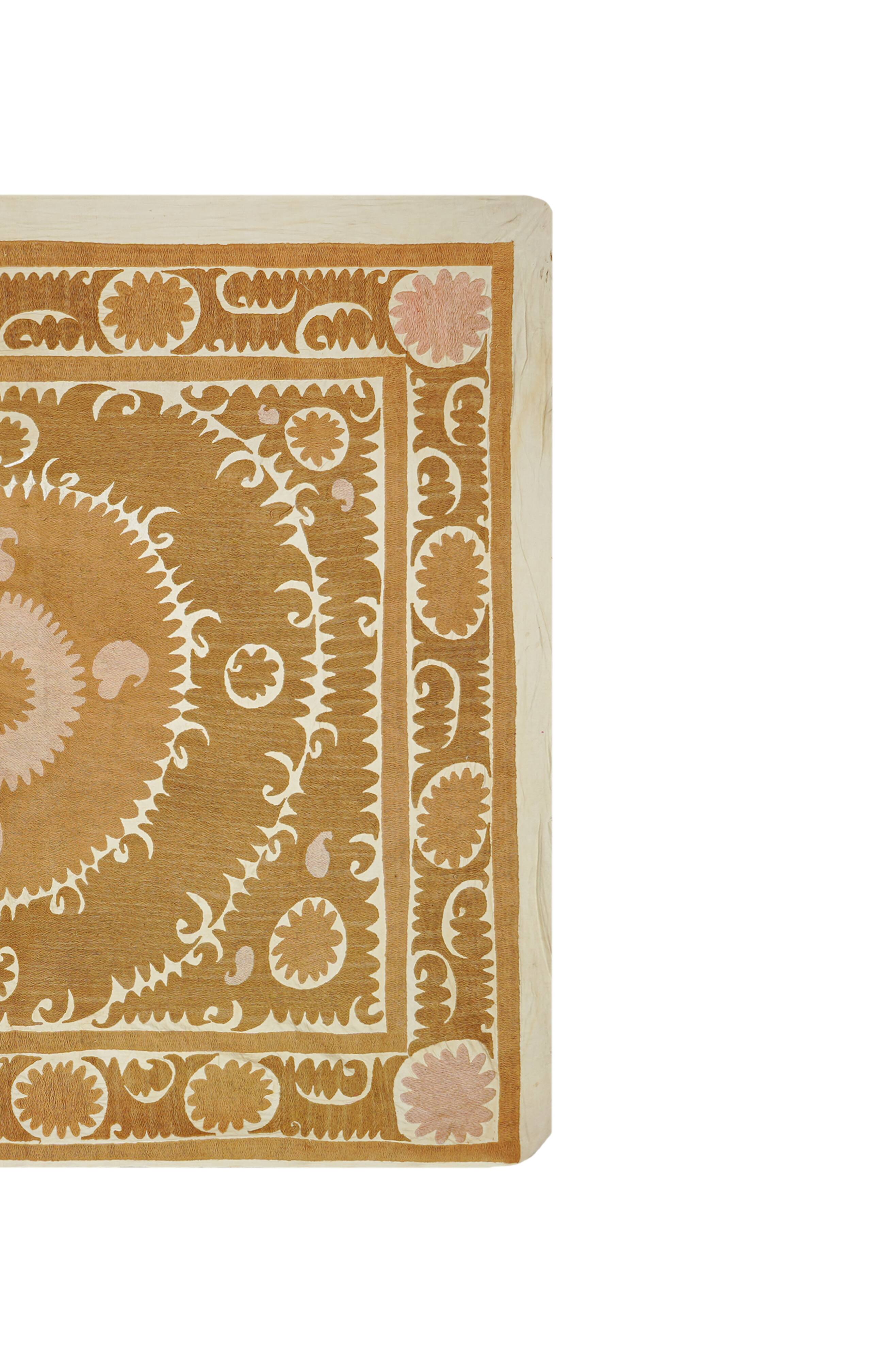 Vintage Turkish hand-knotted rug 124x136 cm