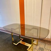 Table à manger Belgo chrome années 70 verre fumé