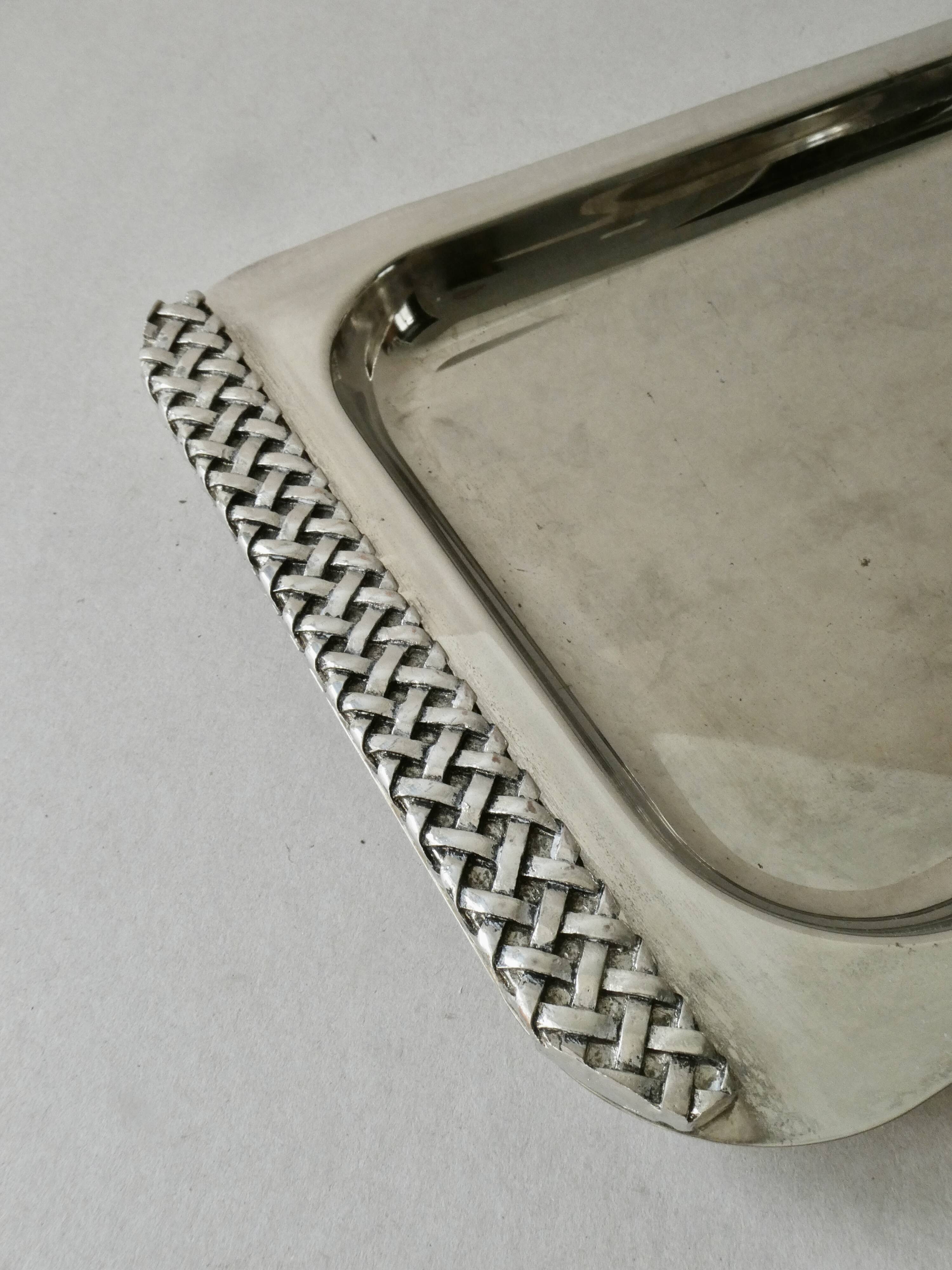 Silver metal tray with braided effect handles