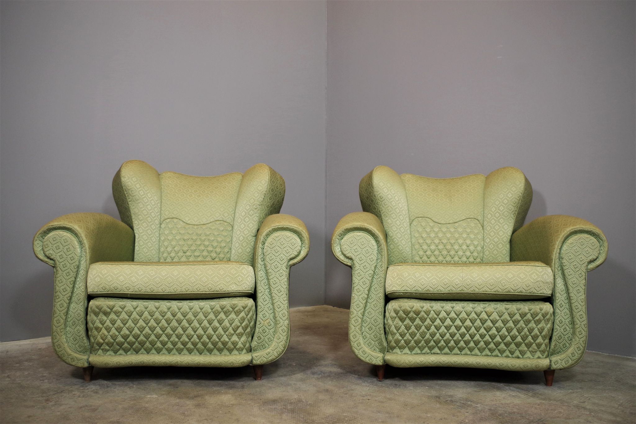 Fan-shaped armchairs set of 2