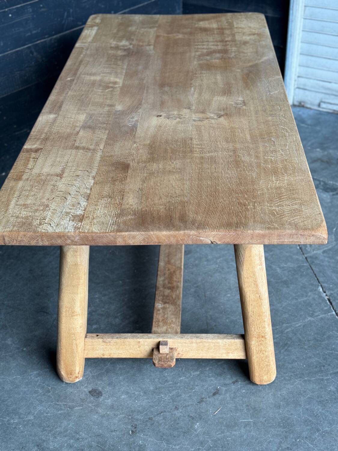 Table de ferme scandinave
