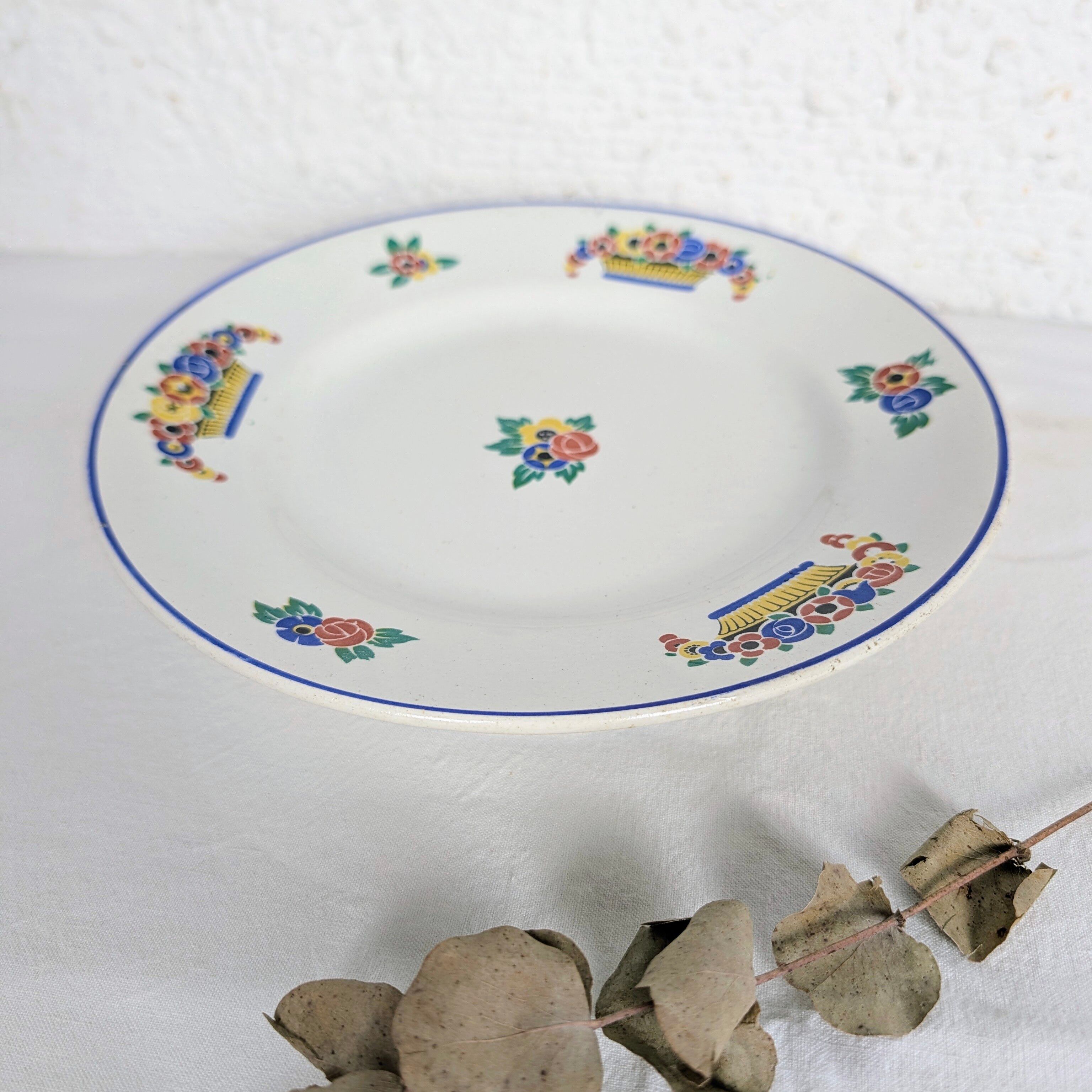 Moulin des Loups & Hamage pedestal plate