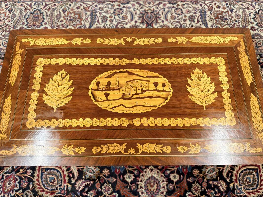 Table de jeu marquetée hollandaise du XIXe siècle