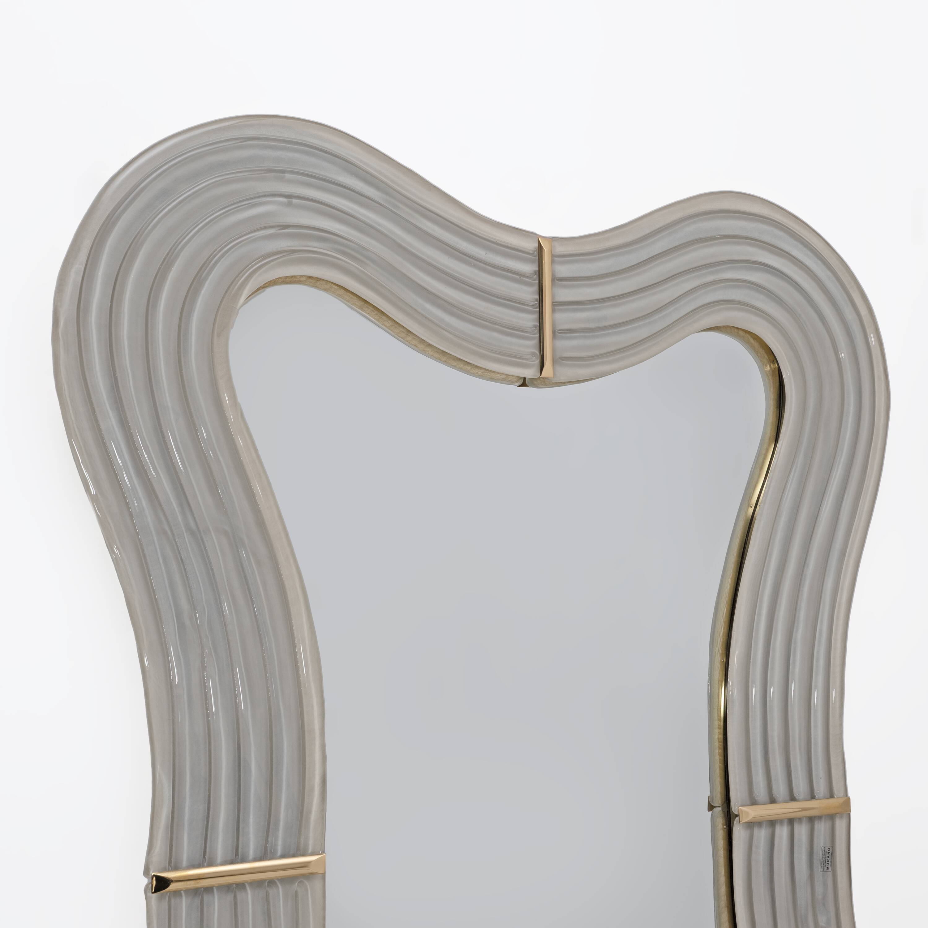 Ondae – Sculptural Mirror in Brass and Murano Glass