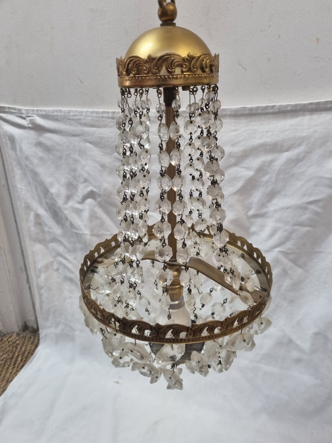 Balloon chandelier with tassels