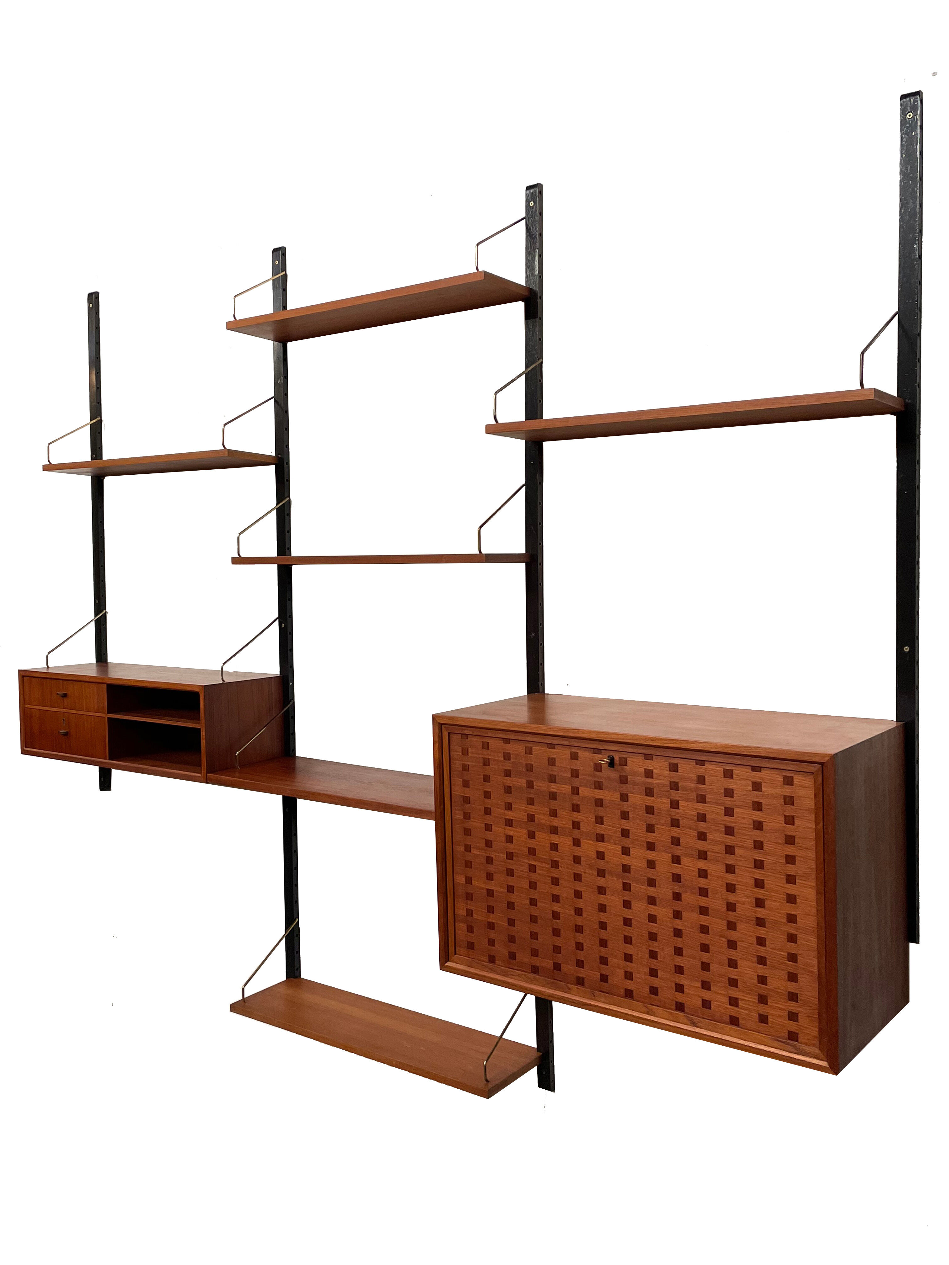 Poul Cadovius Royal System Mural Set