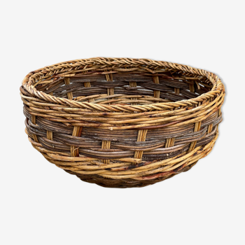 Braided wicker basket or pot cover