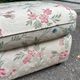Pouf / Square vintage footstool with floral pattern – 70s Cottage style