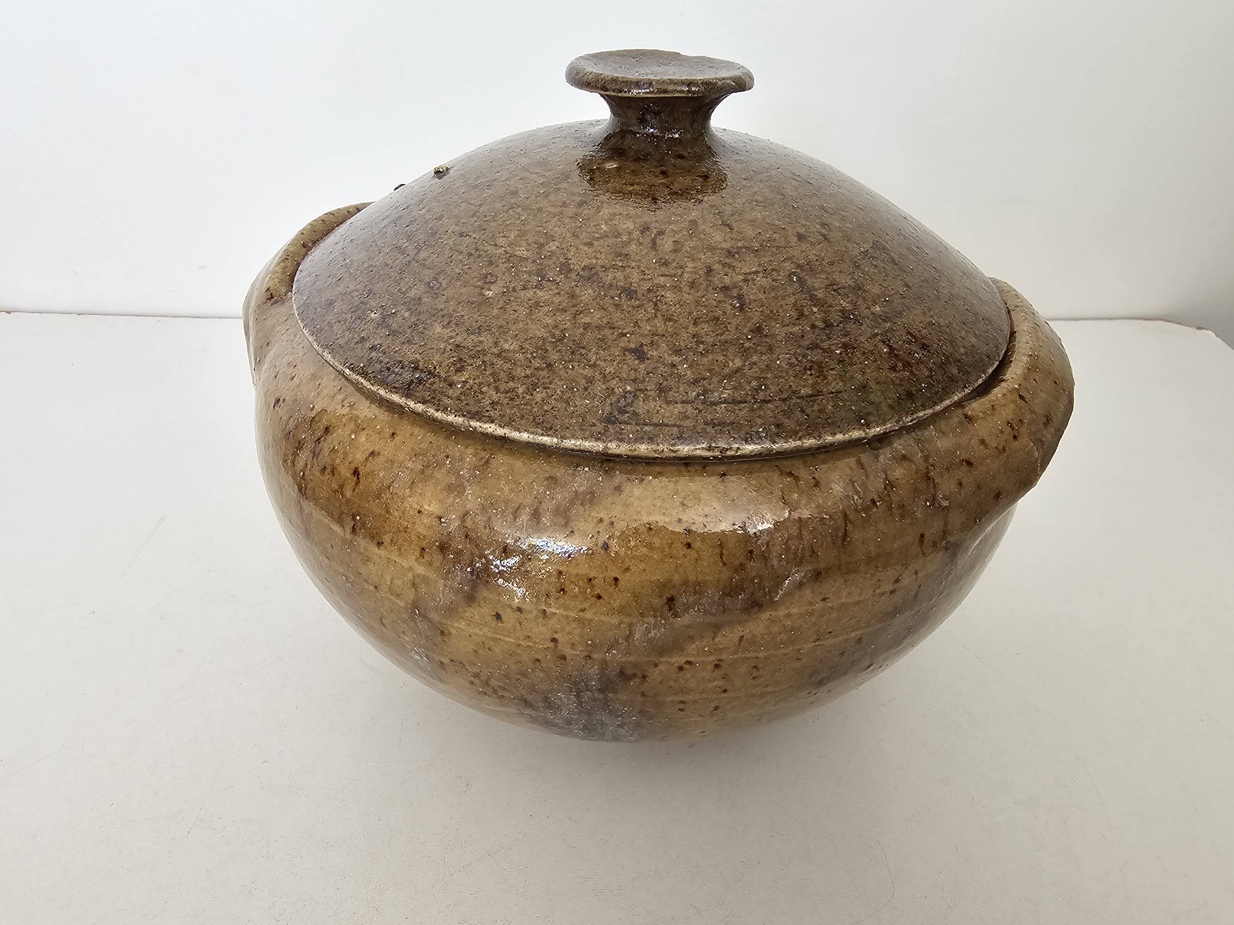 Pot à couvert en grés poterie du bois de Laud - Montélimar