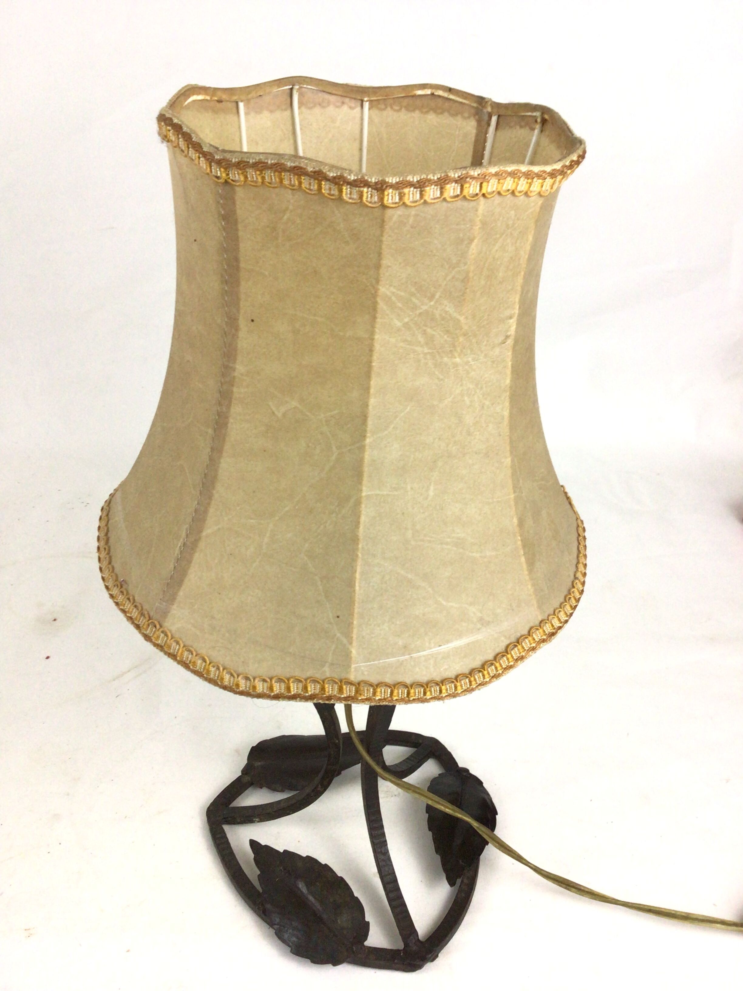 Lampe en fer forgé Art déco