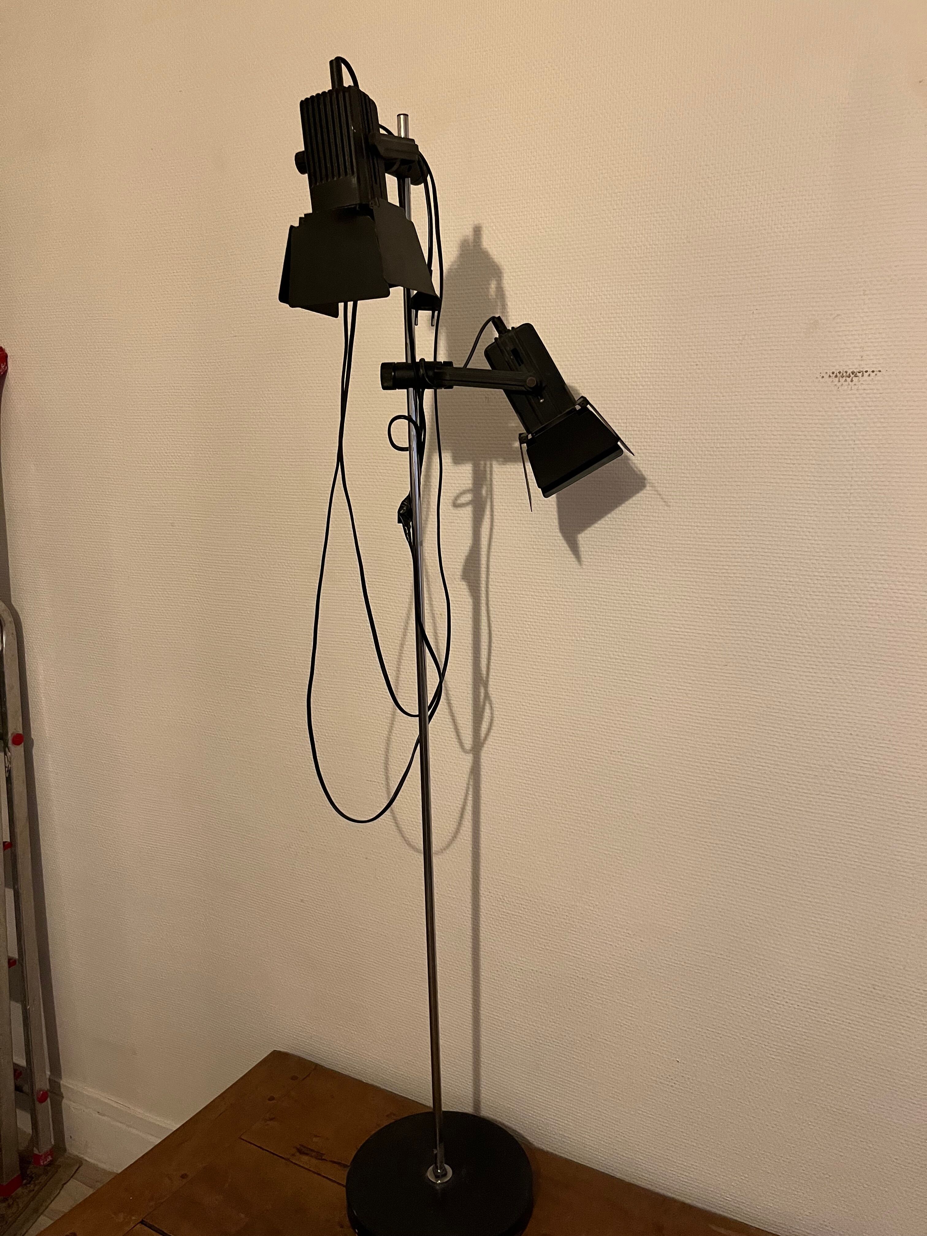 Floor lamp projectors cinema