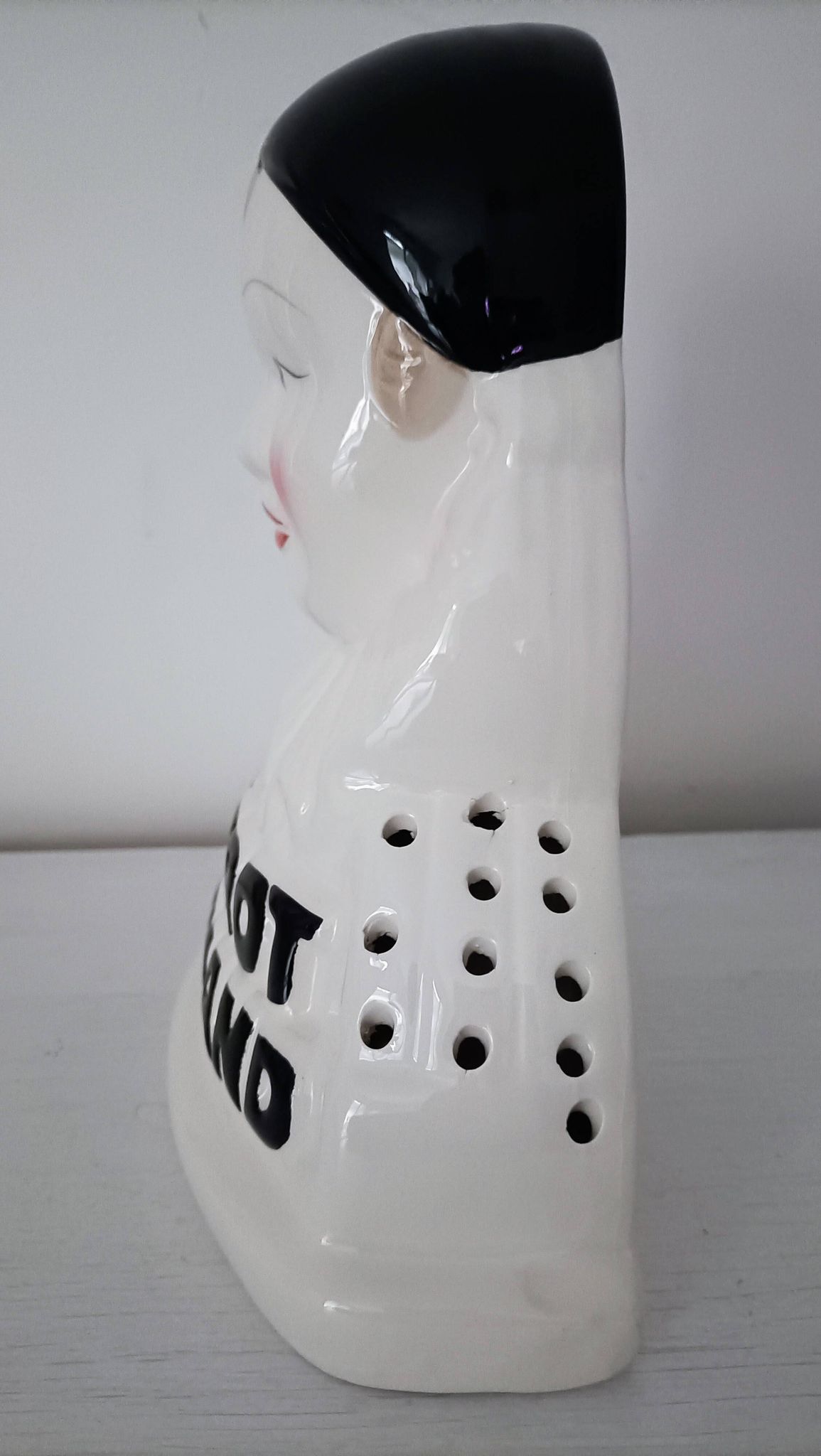 Advertising lollipop display with gourmet Pierrot bust in porcelain