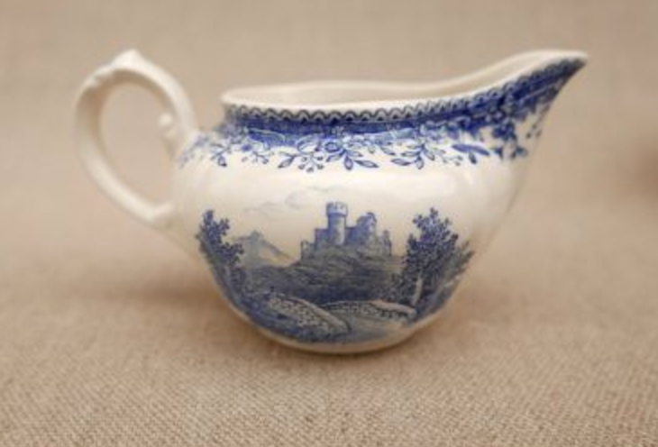 8 tea cups Villeroy and Boch