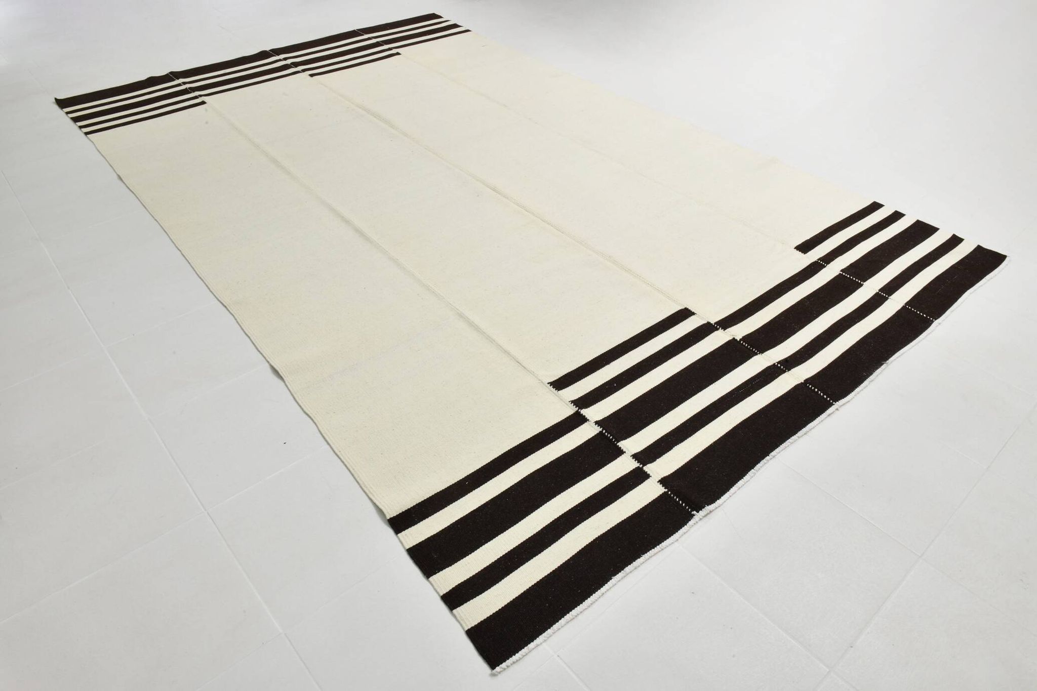 Black Beige Modernist Vintage Kilim Rug, 240x392Cm