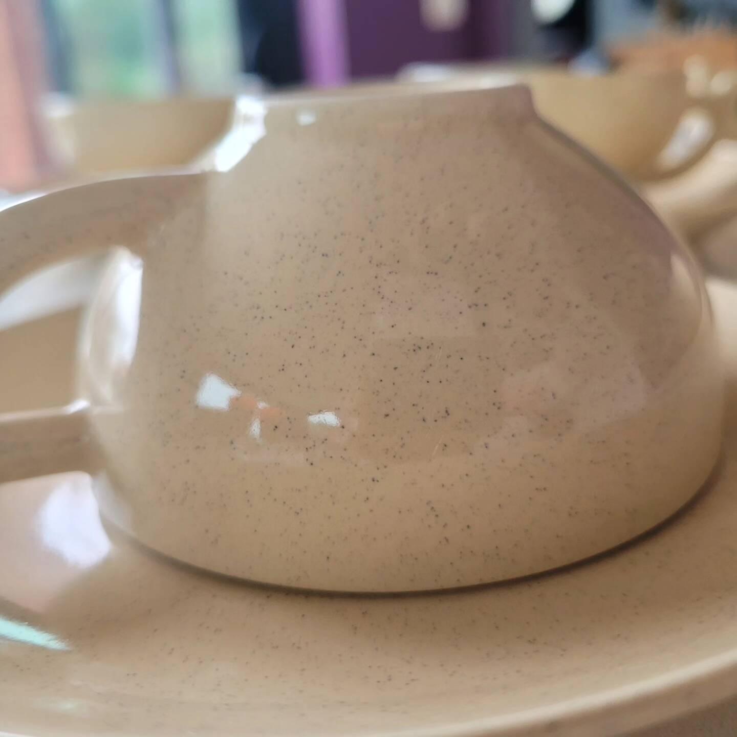 6 art deco style cups and saucers