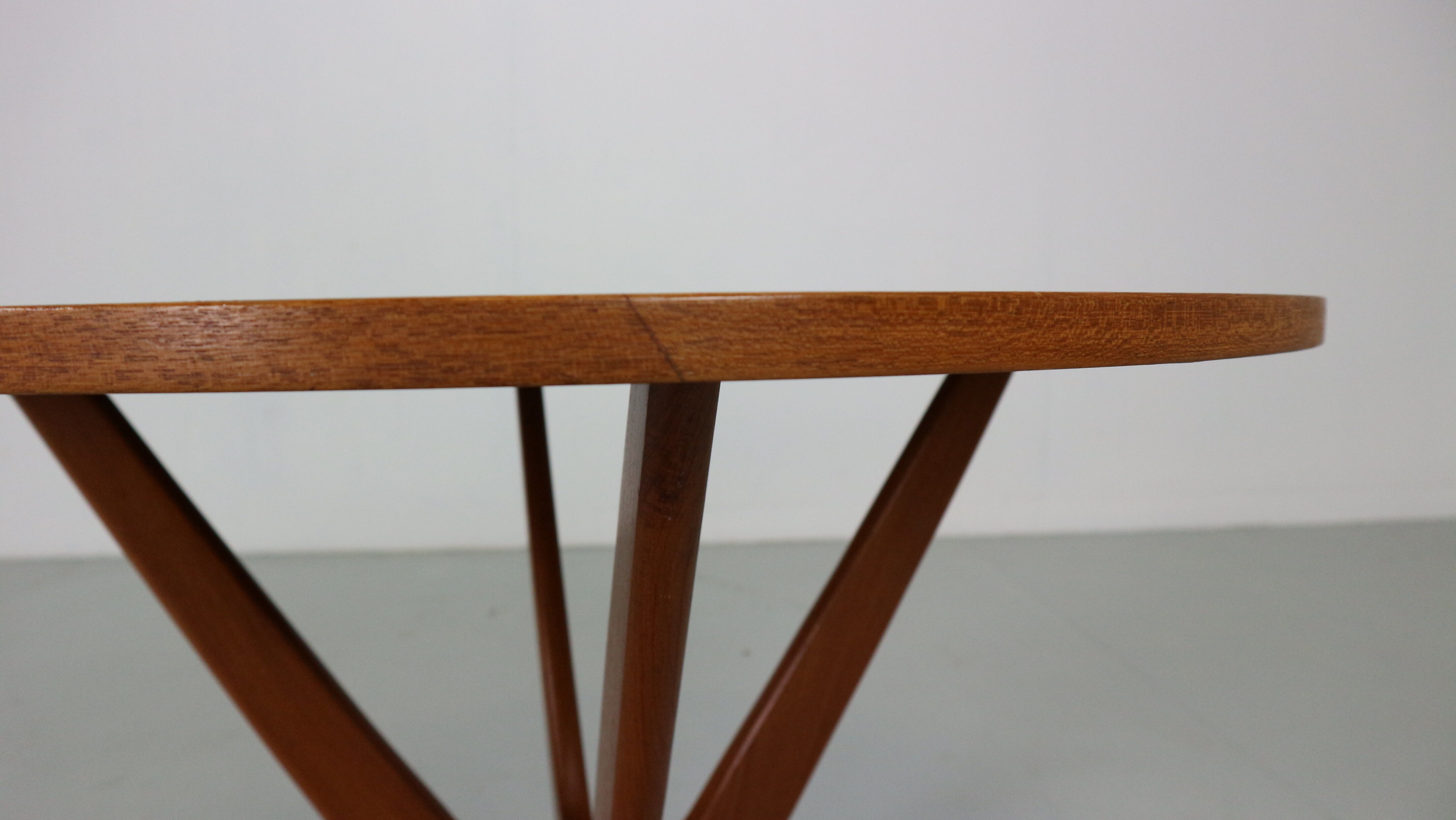 Søren Georg Jensen  Teak Round Coffee Table for Kubus, 1960 Denmark
