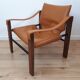 Paire de fauteuils style safari et ottoman "Chelsea", M. Burke pour Arkana, 1970s