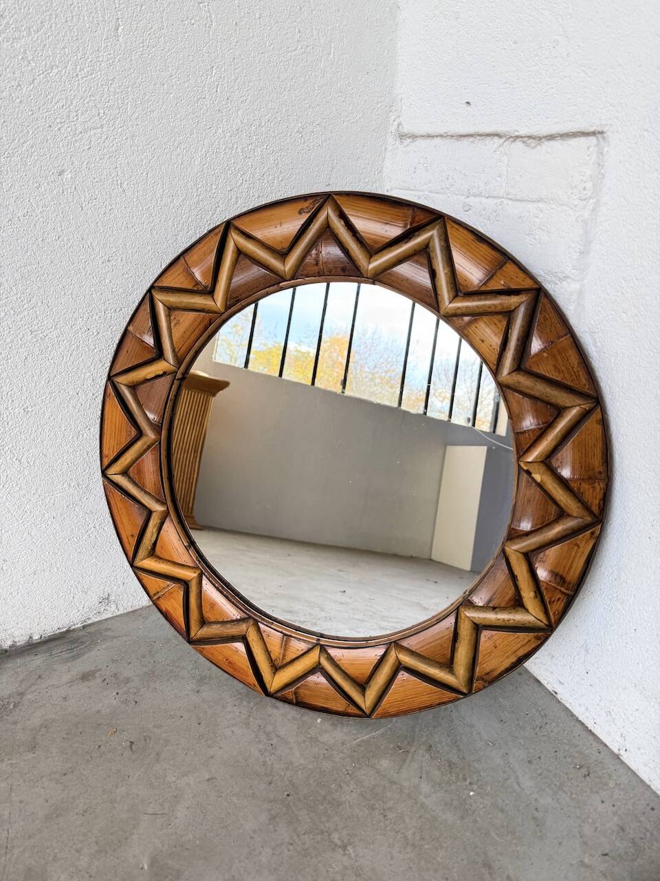 Round rattan mirror 1980