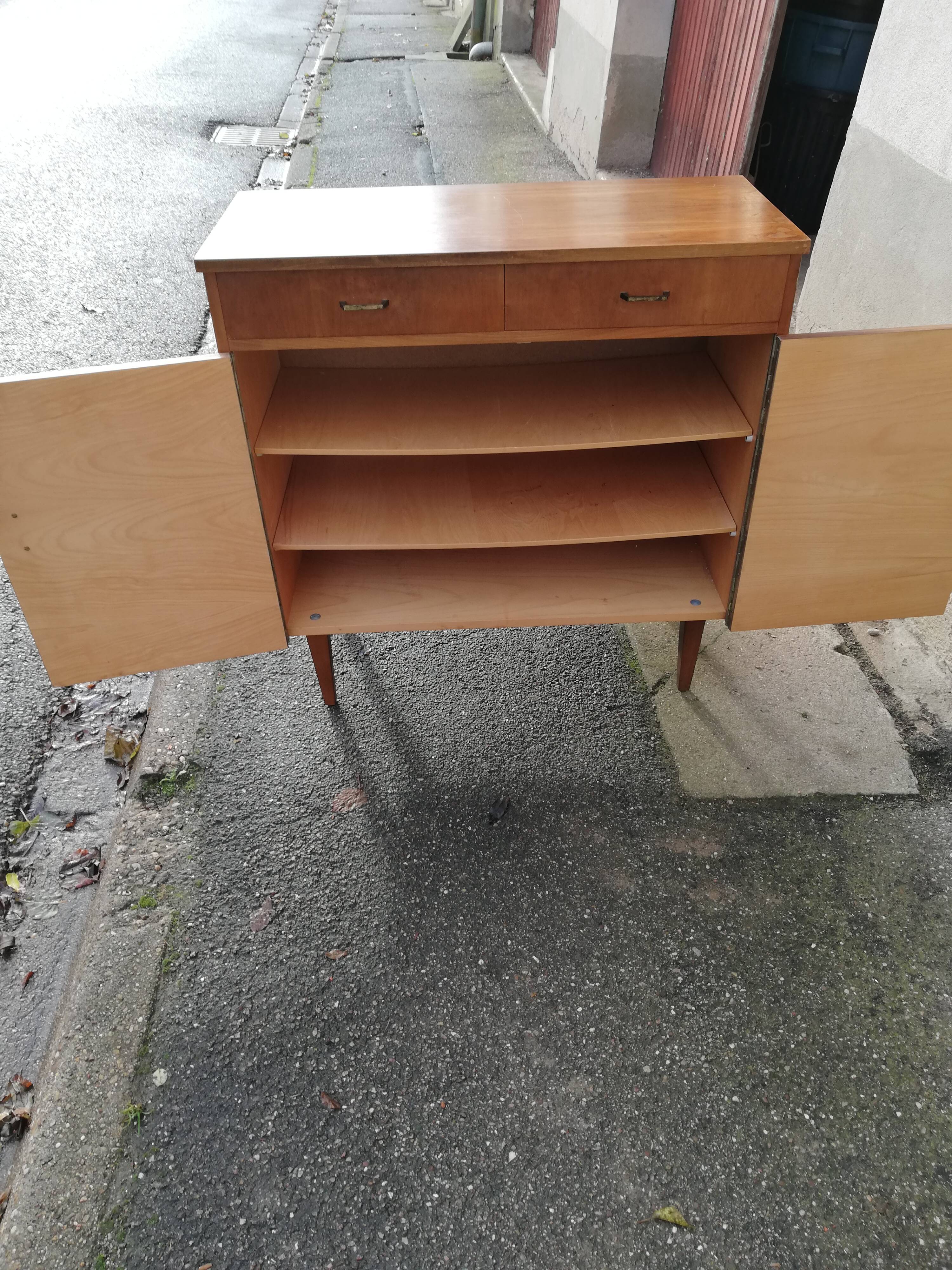 Vintage sideboard 2 doors 2 drawers