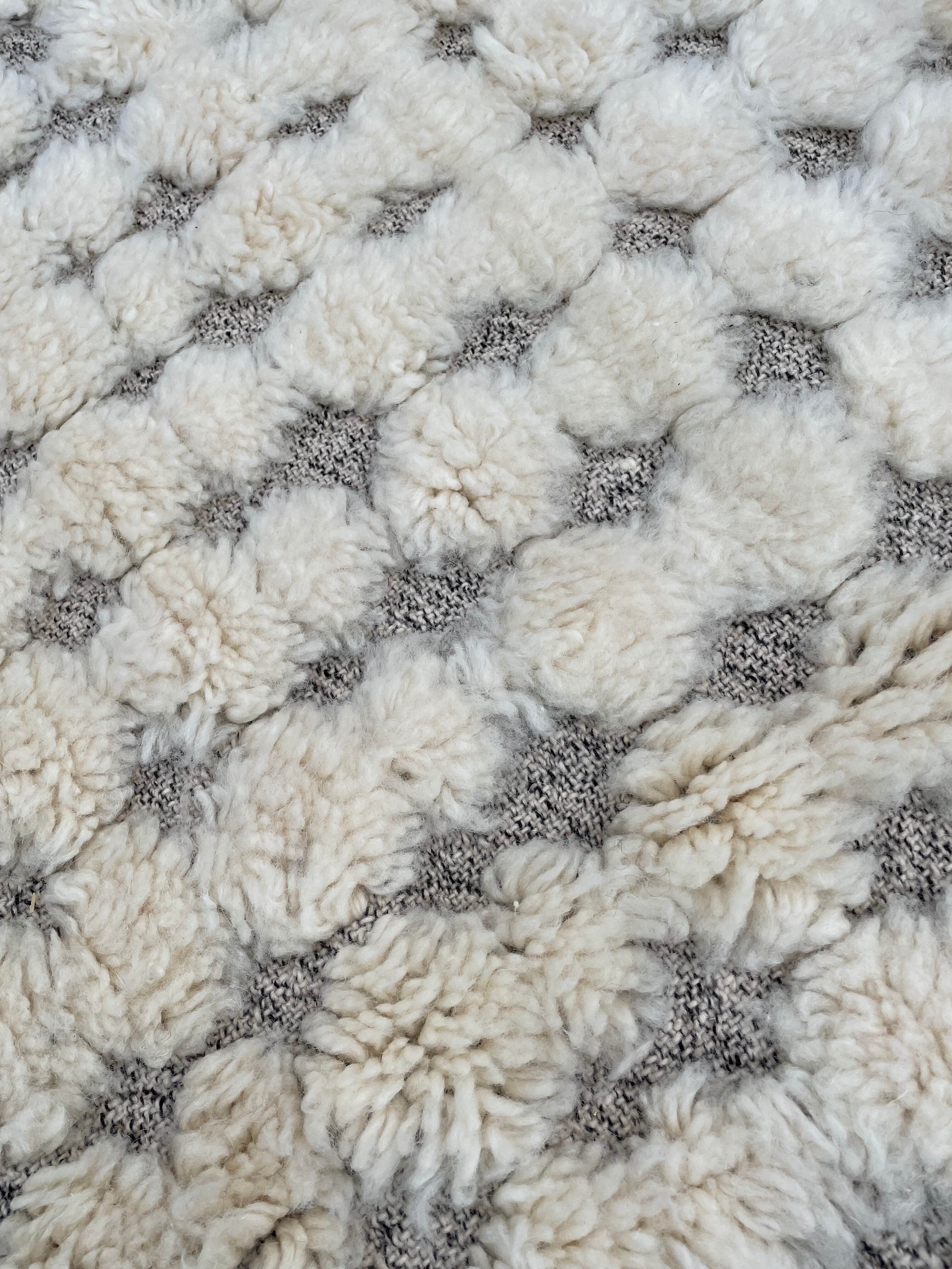 Beni Ouarain Berber carpet new 175x240 cm