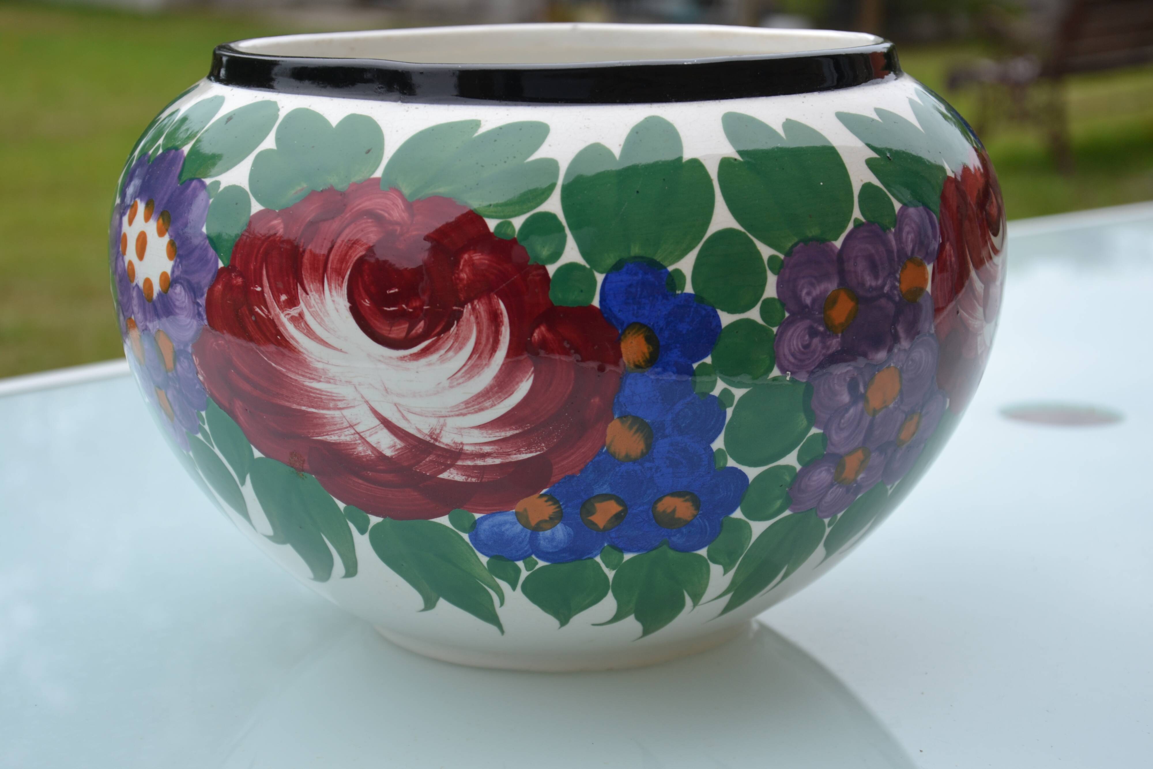 Moulin des loups ceramic flowerpot