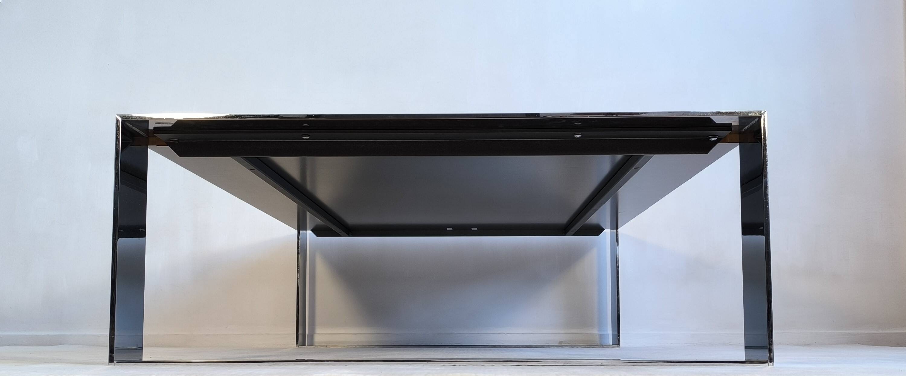 Exceptional large coffee table "RING" signed ORSENIGO by Mauro Lippar.