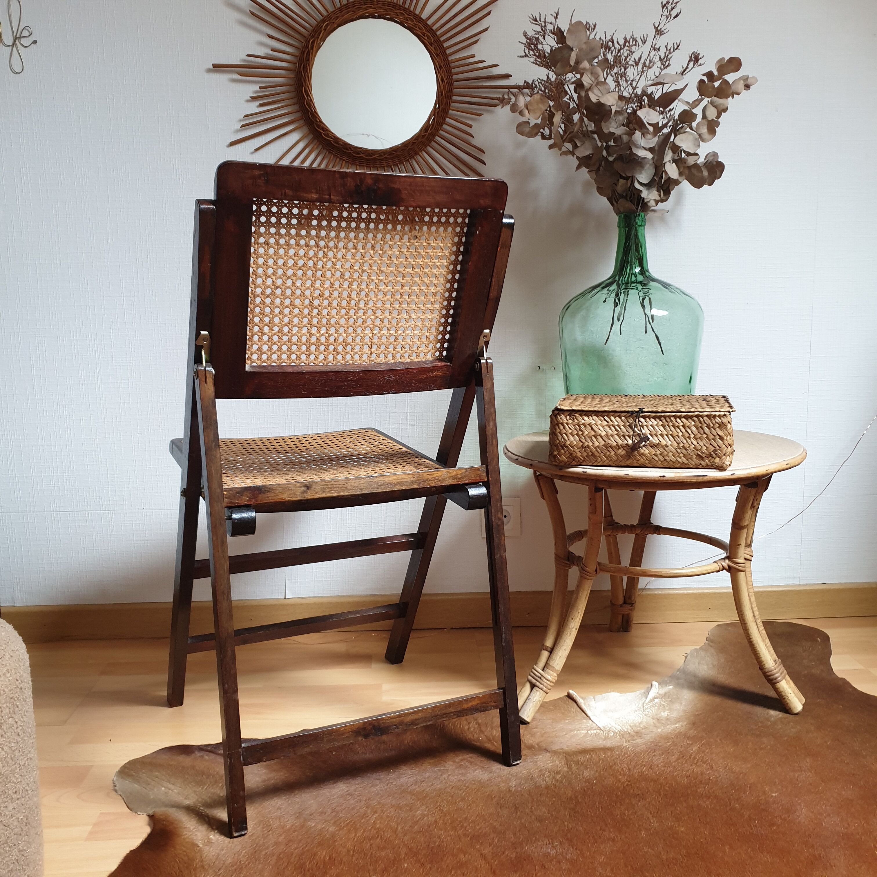 Vintage wood chair and folding cannage 60s
