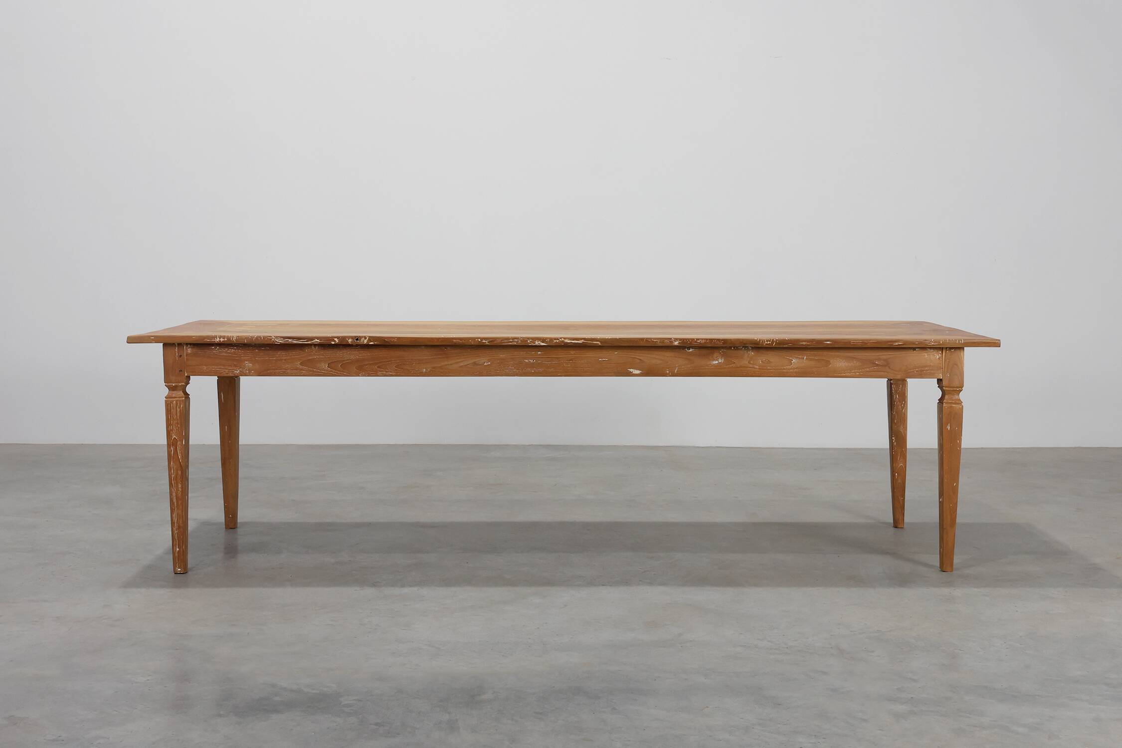 Table de ferme provinciale en bois d'orme, France vers 1850