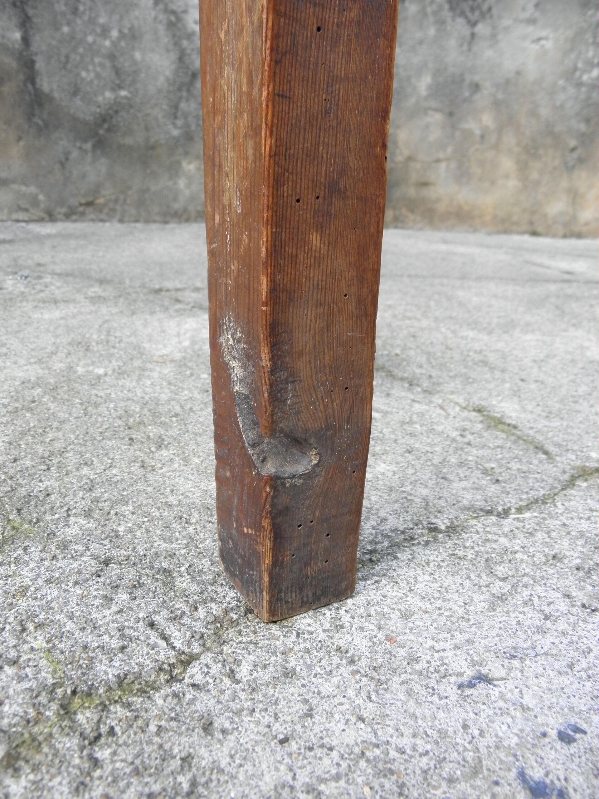 Farm table 110 x 61 cm