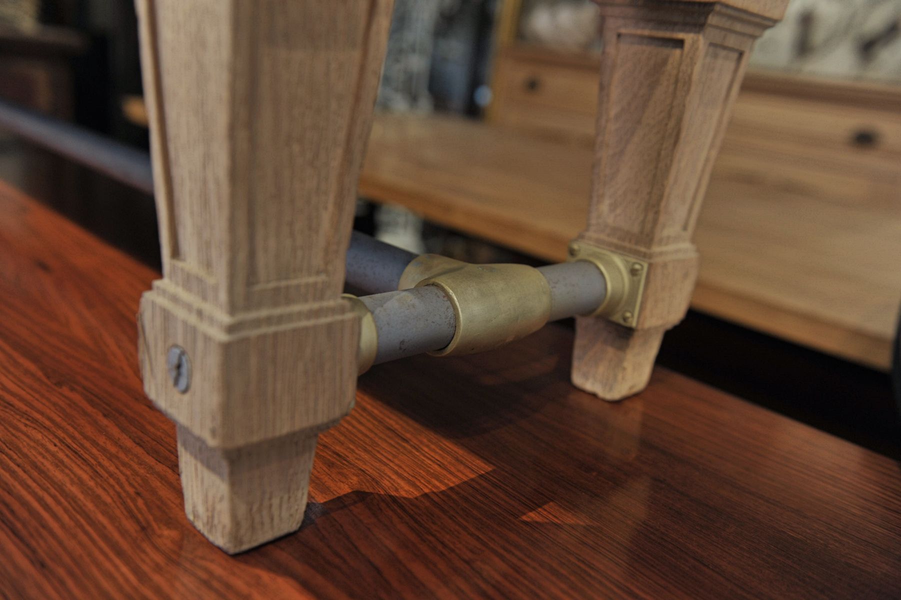 Ancient bench in solid oak and french bank brass