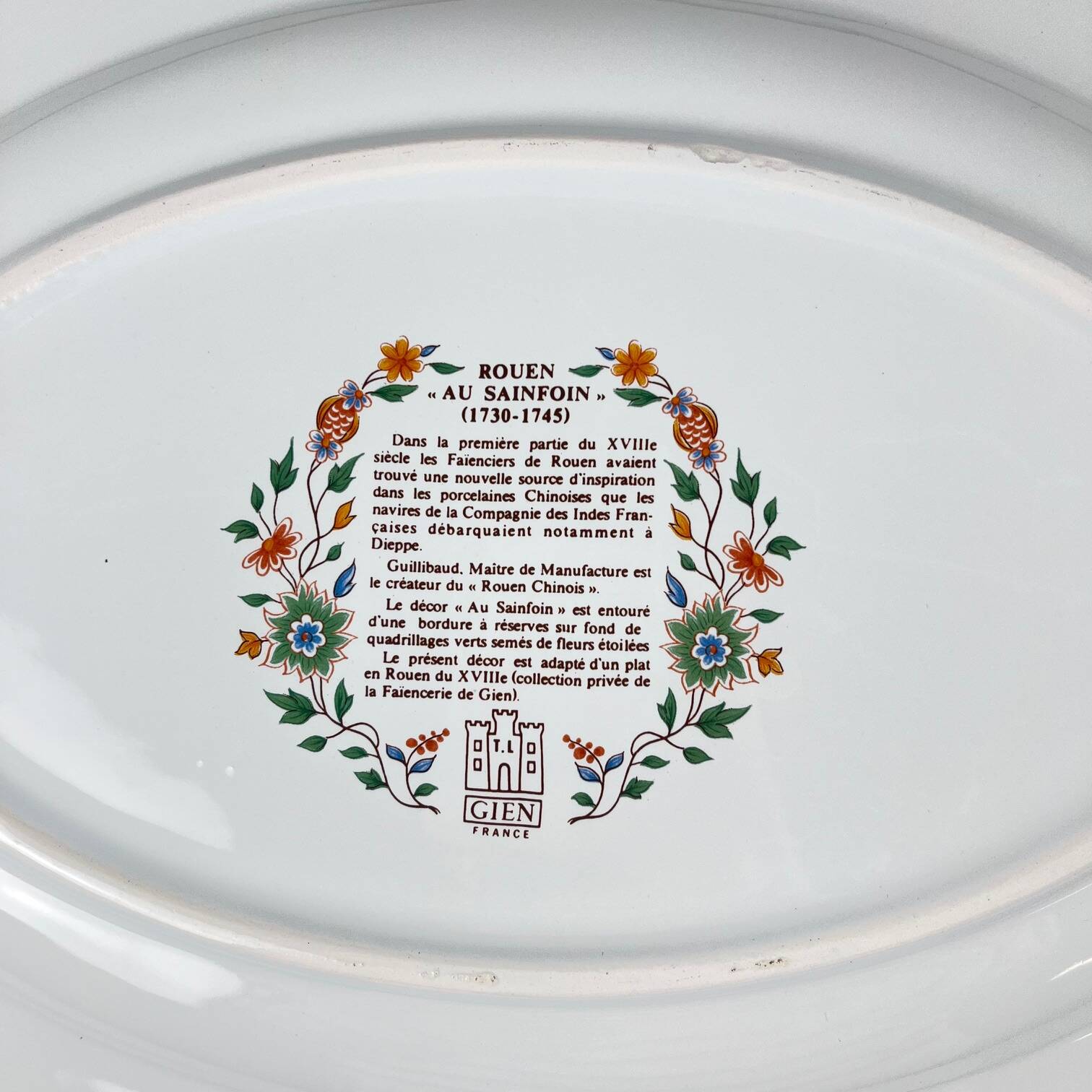 Large oval dish Gien model Rouen Sainfoin, 1990