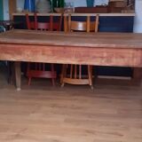 Farm table