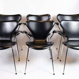 Seven Chair With Arms Model 3207 Made In Black Leather By Arne Jacobsen For Fritz Hansen