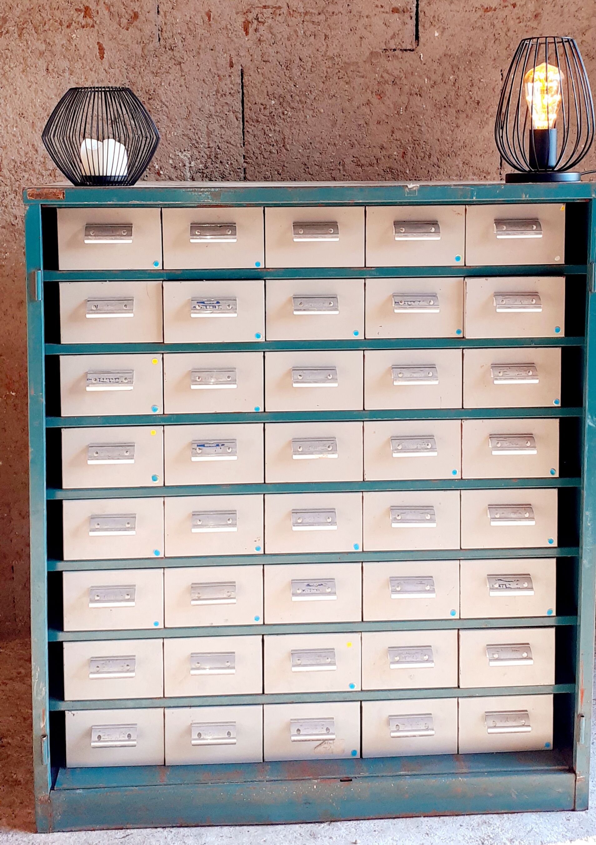 Industrial furniture Tiro-Clas