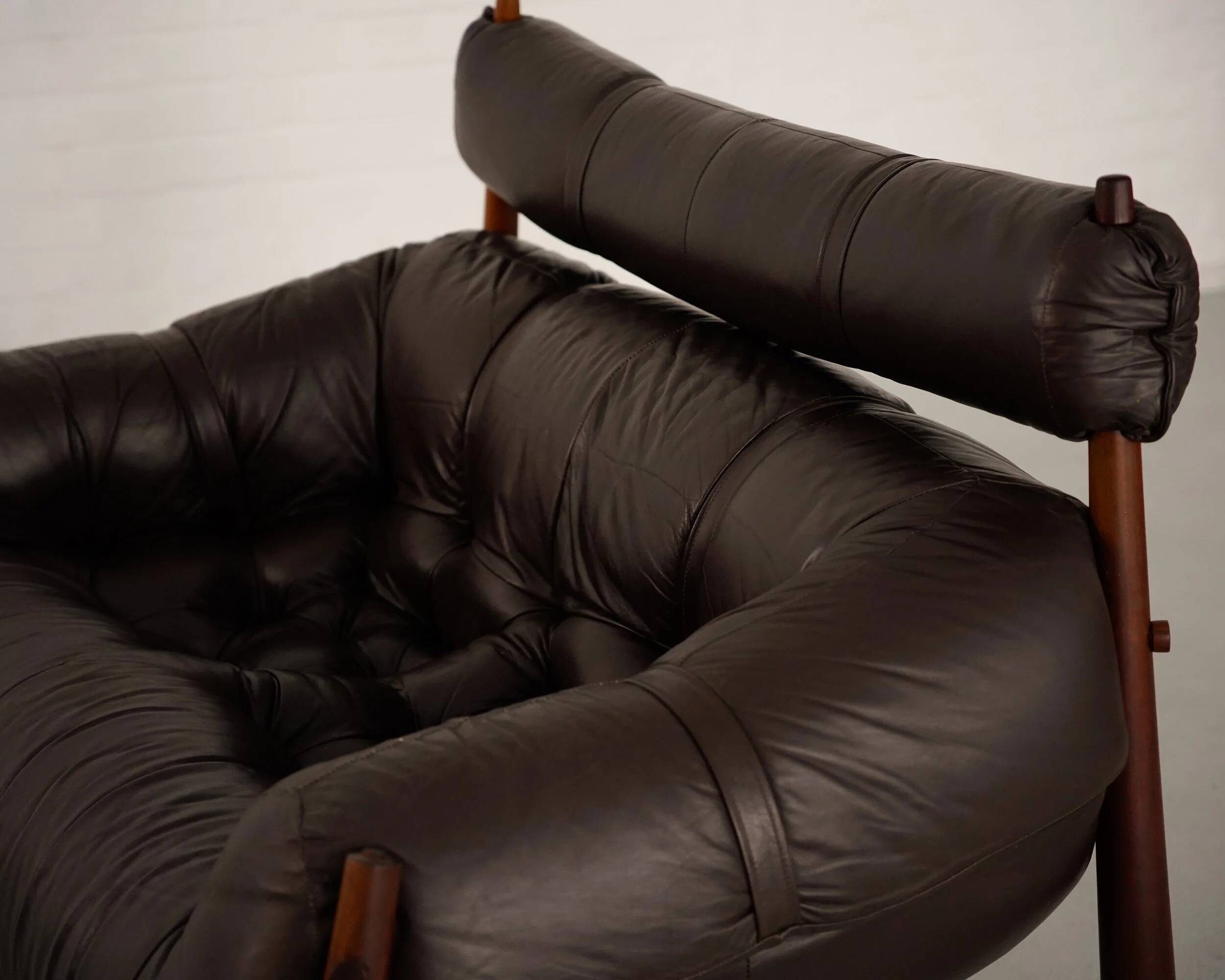 MP-81 2-seater Sofa by Percival Lafer for Lafer MP