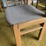 Set of 6 chairs and 1 round table