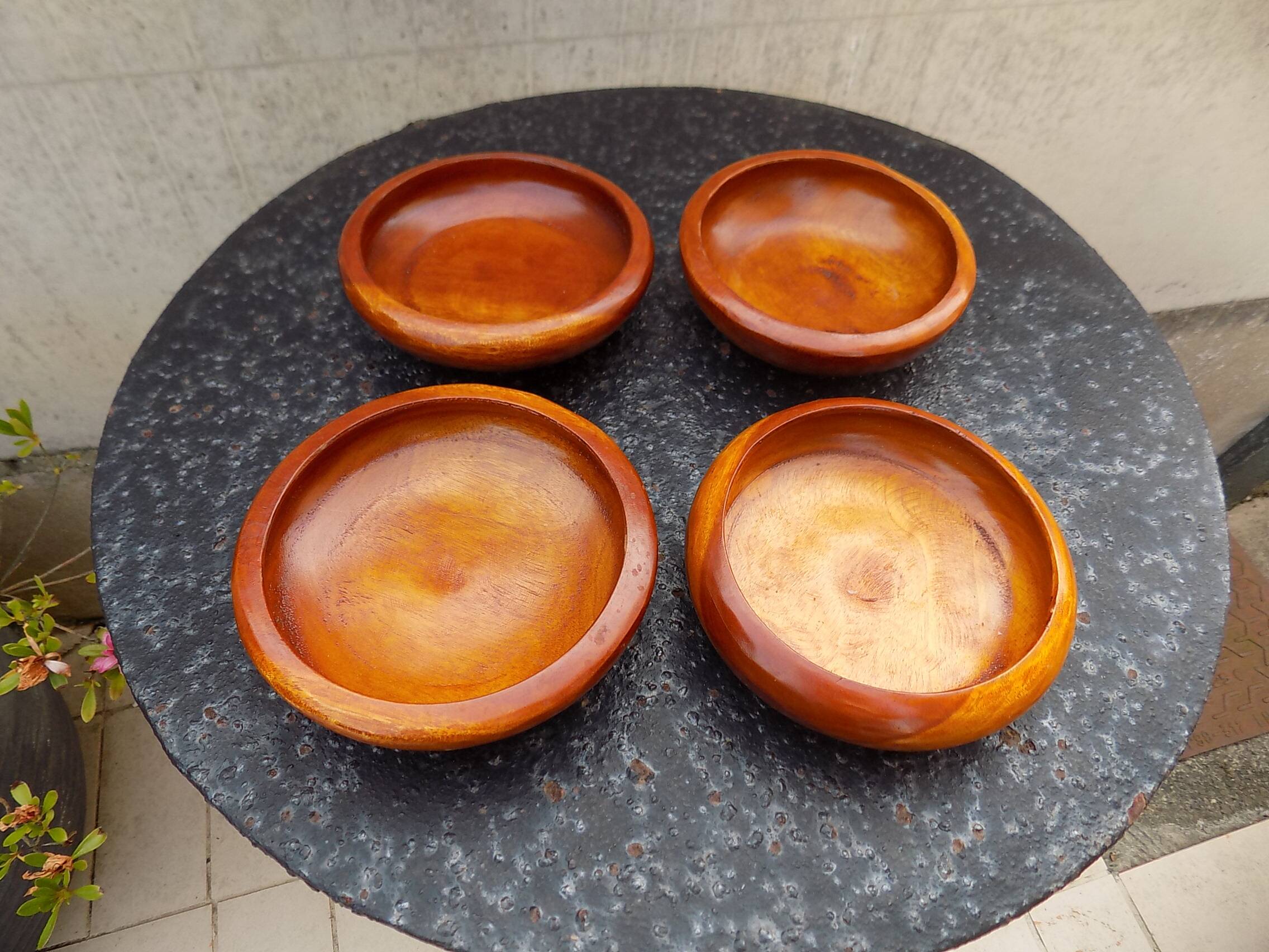 Set of 4 wooden bowls - cups