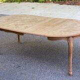 Table à manger ronde Louis XV rénovée en bois brut 210cm