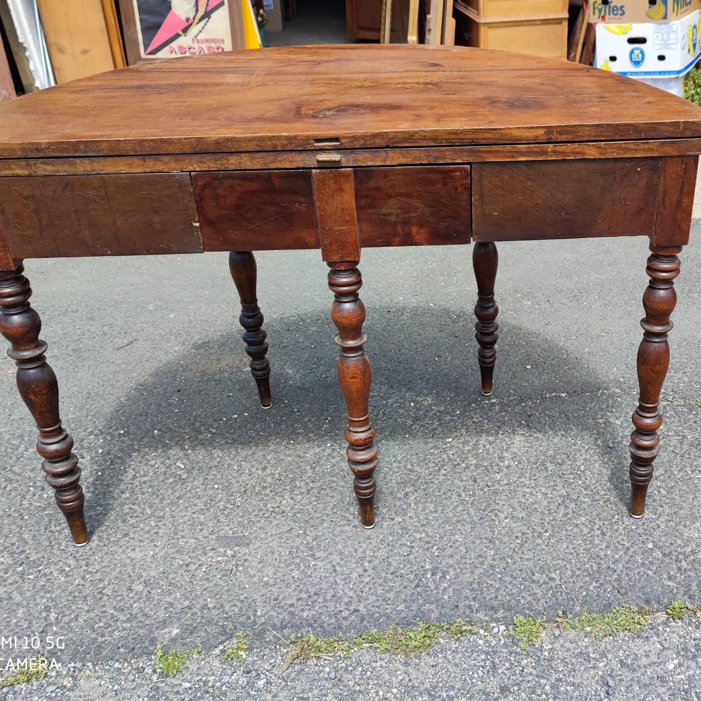 Half-moon console table in solid walnut