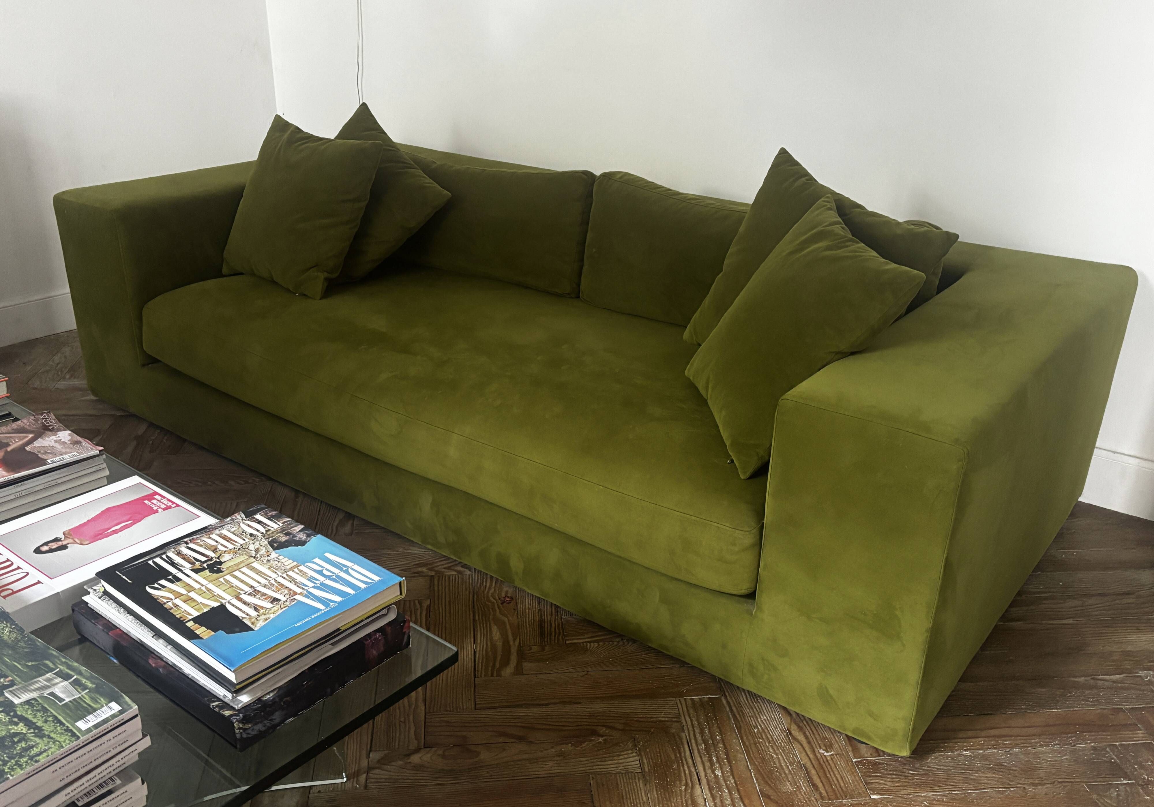 Panac edition Bellechasse sofa