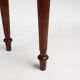 Table d'appoint anglaise élégante du milieu du 19e siècle en bois massif